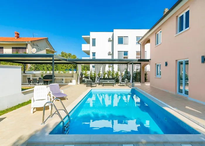 Suzy Dom wakacyjny *