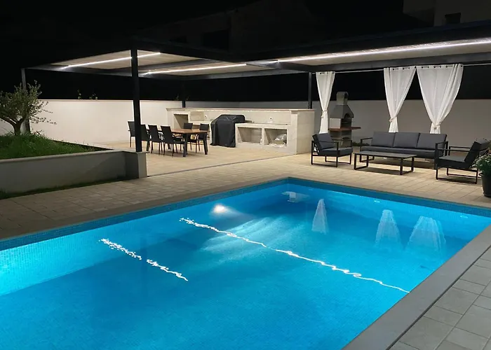 Dom wakacyjny Suzy Medulin